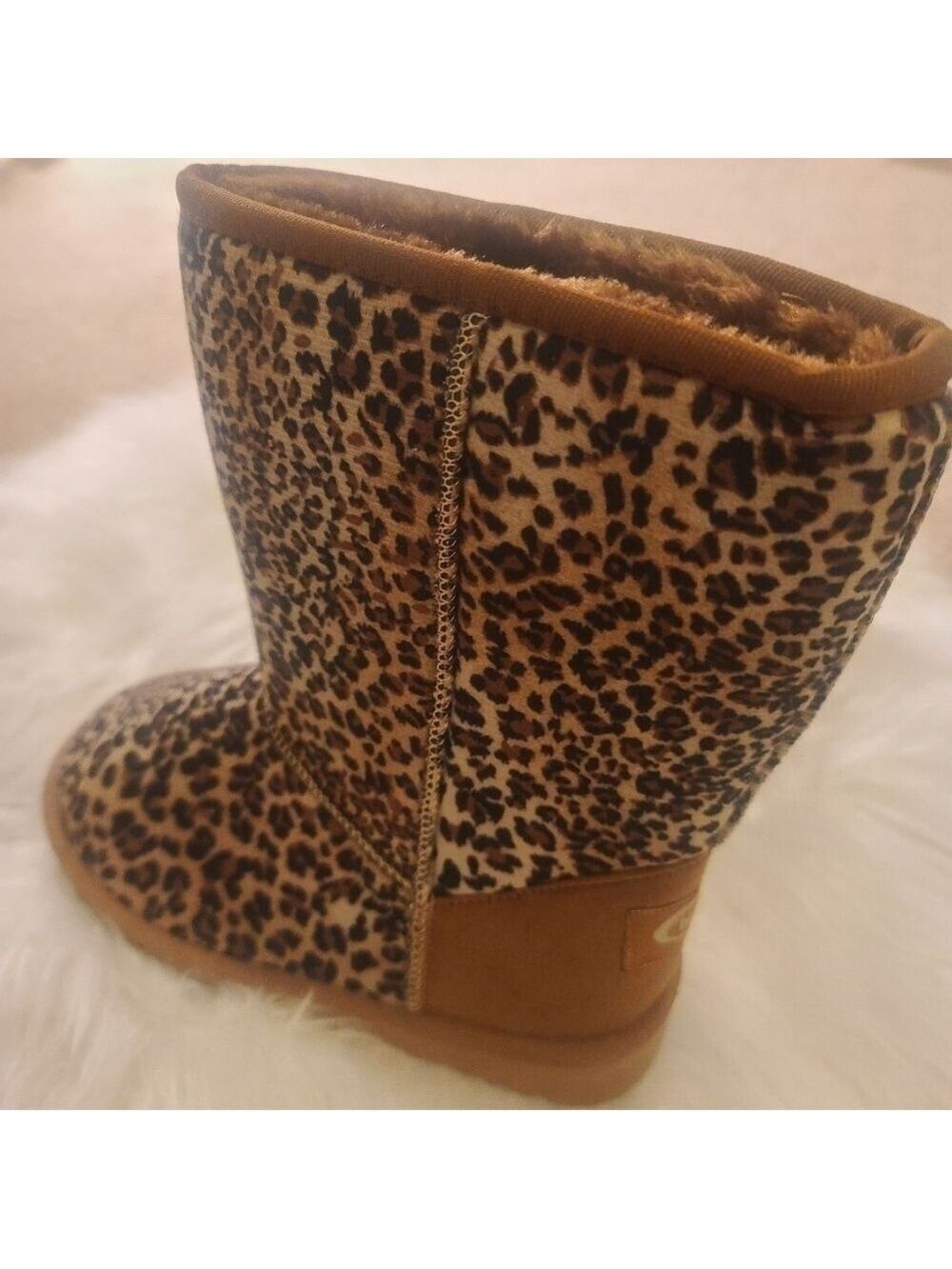 BNIB child's Wi-Fi Fuzzy leopard print boots! - Picture 8 of 11